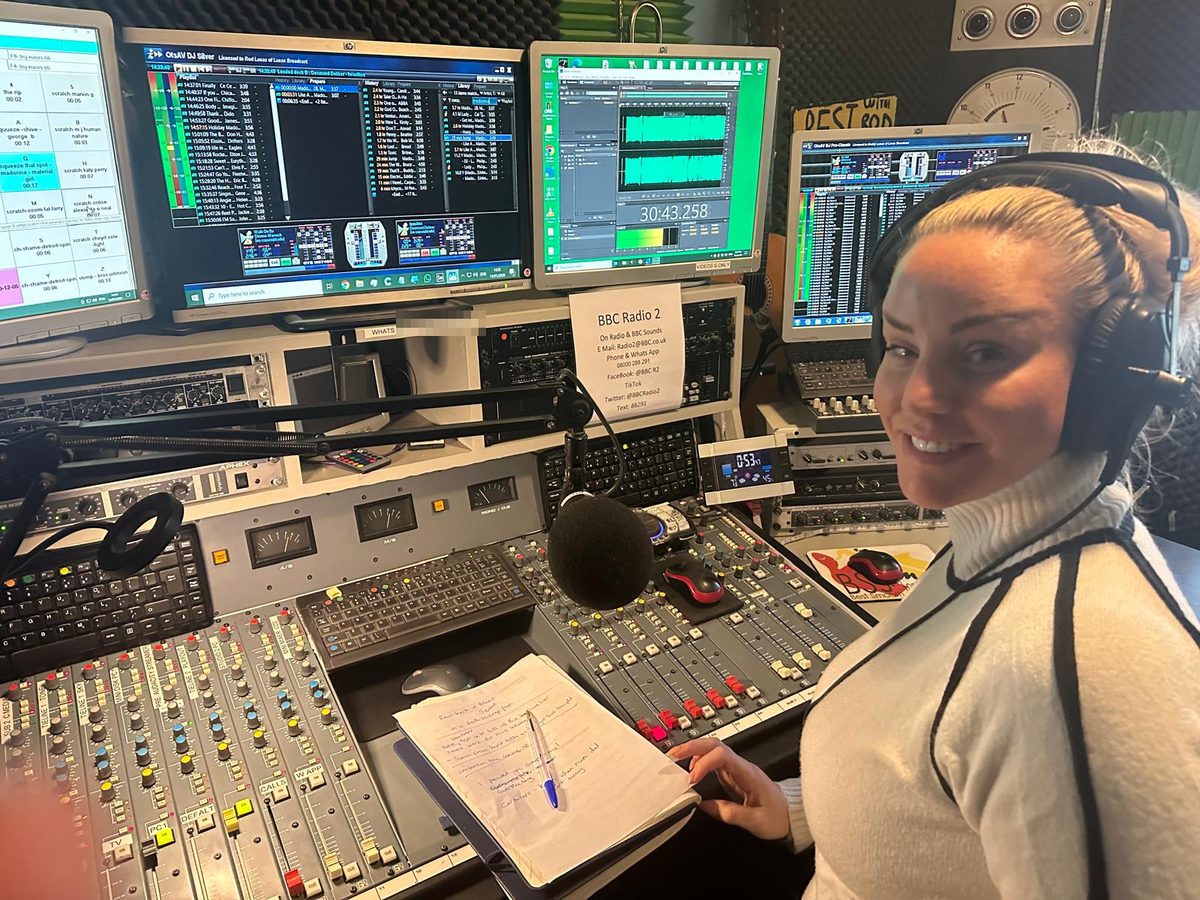 Danielle Mason (TV/Radio Presenter) Joining us in the studio